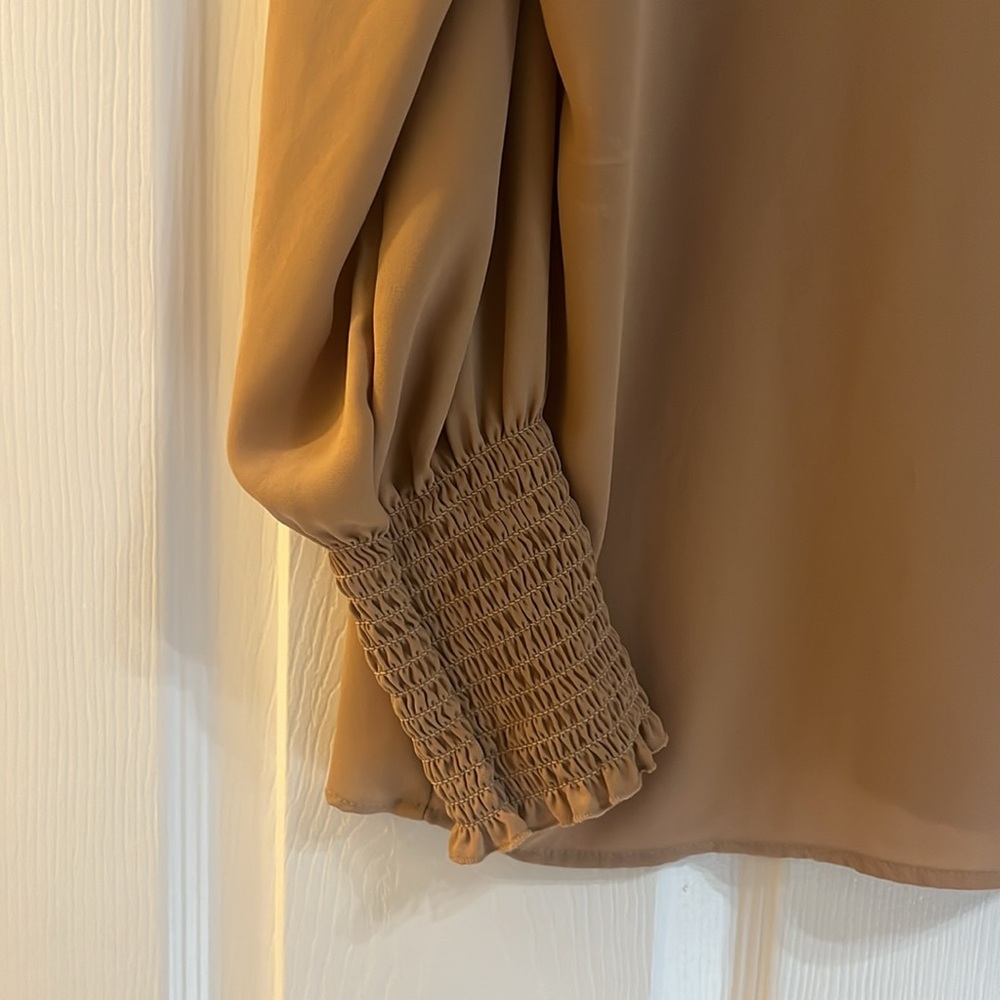 Express Smocked Cuff Portofino Blouse - Picture 5 of 6